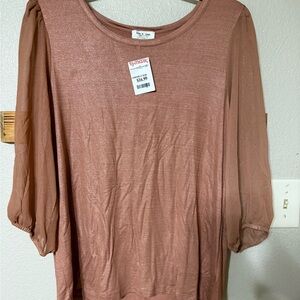 Kim & Cami Sheer Sleeve Blouse